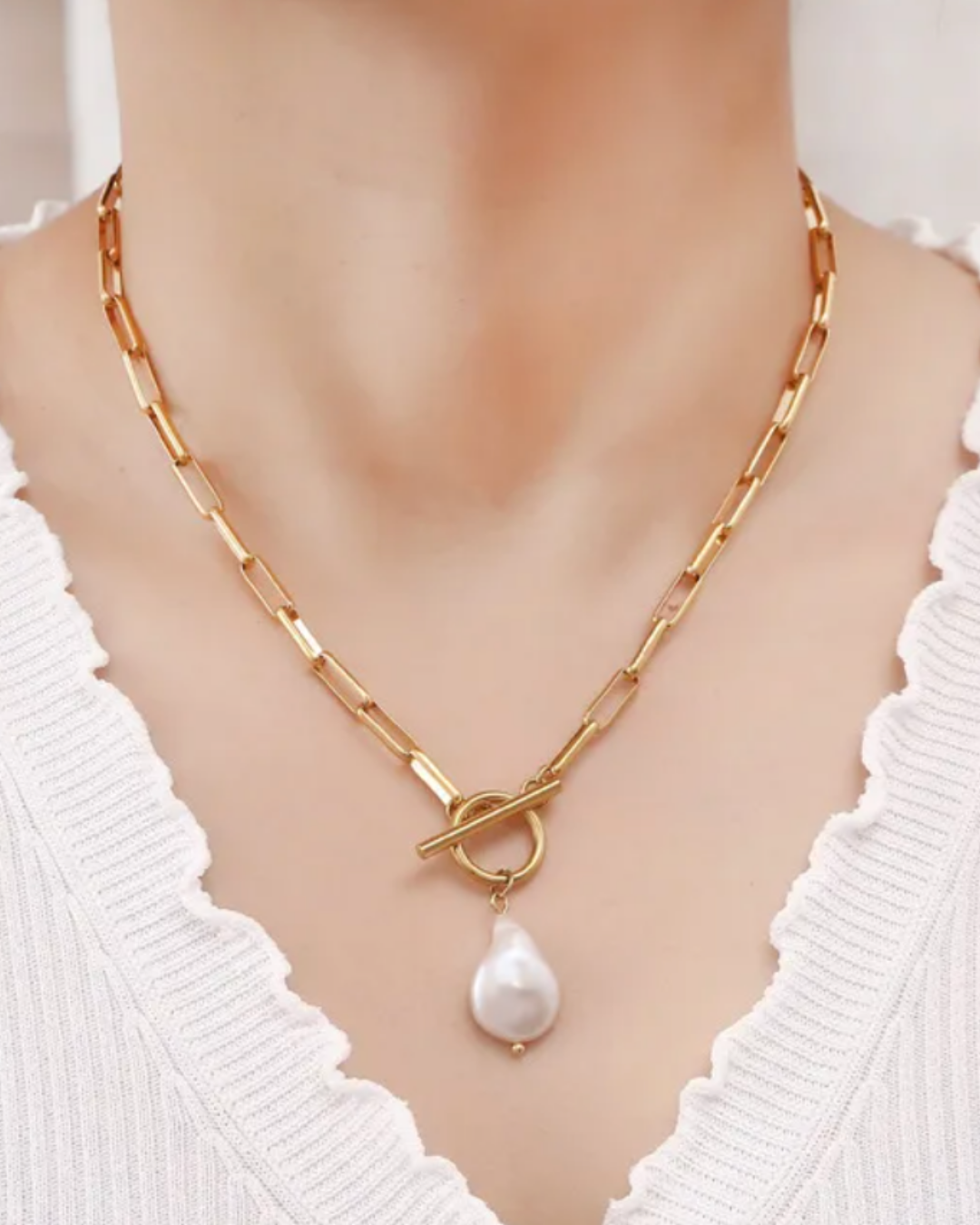 PEARL DROP NECKLACE