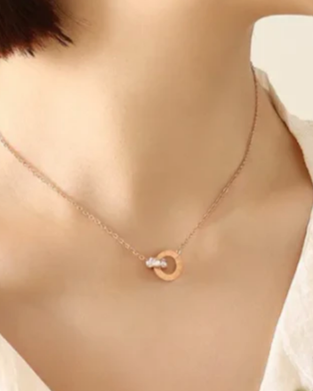 ROSEGOLD ROMAN NECKLACE