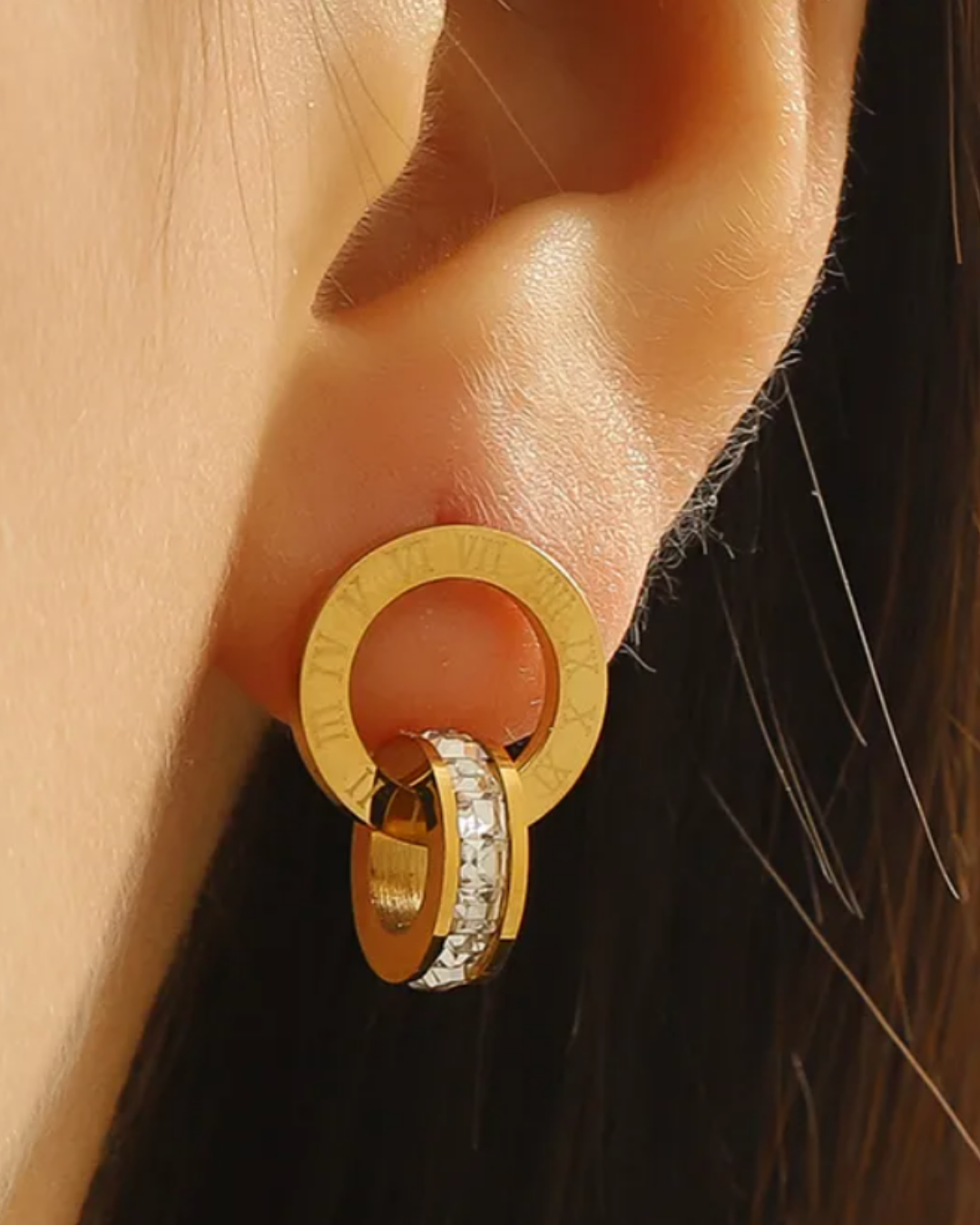 GOLDEN ROMAN EARRINGS