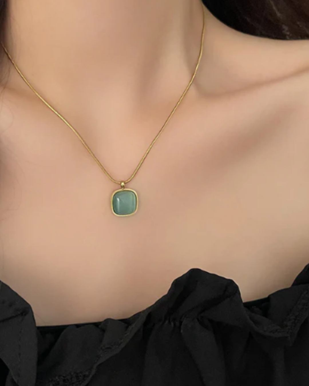 LEILANI GREEN NECKLACE