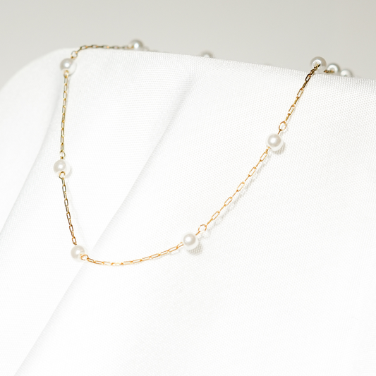 PEARL ROAD NECKLACE.