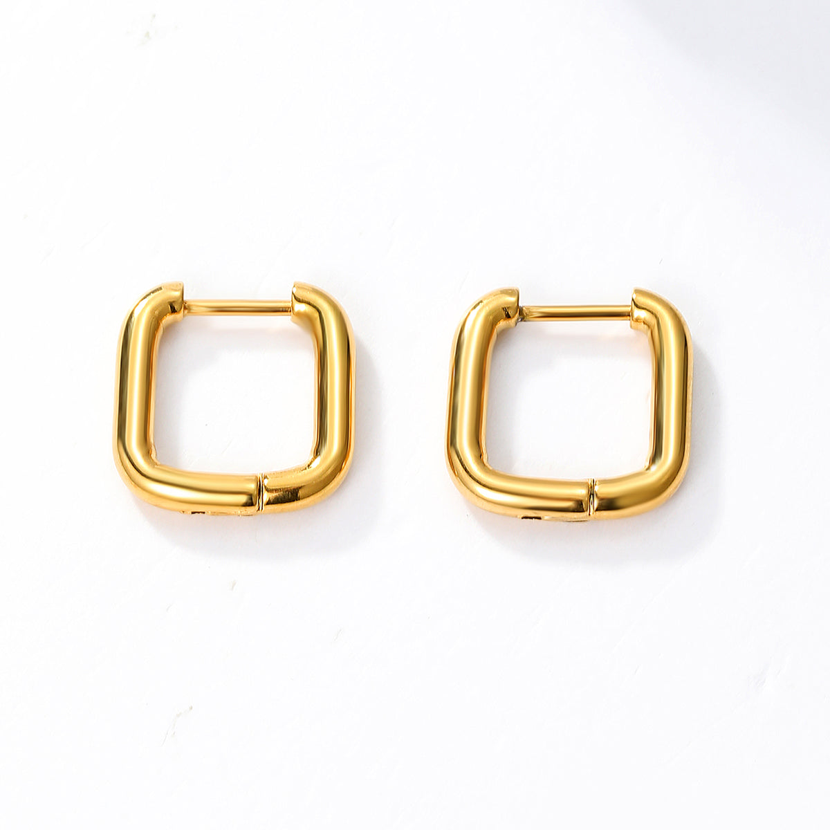 SQUARE HOOPS.